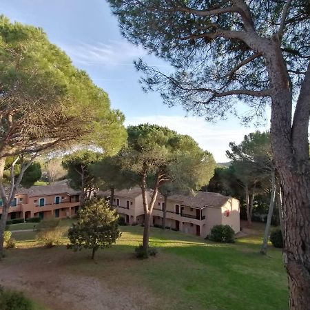 Résidences du golf Saint-Raphaël Esterno foto